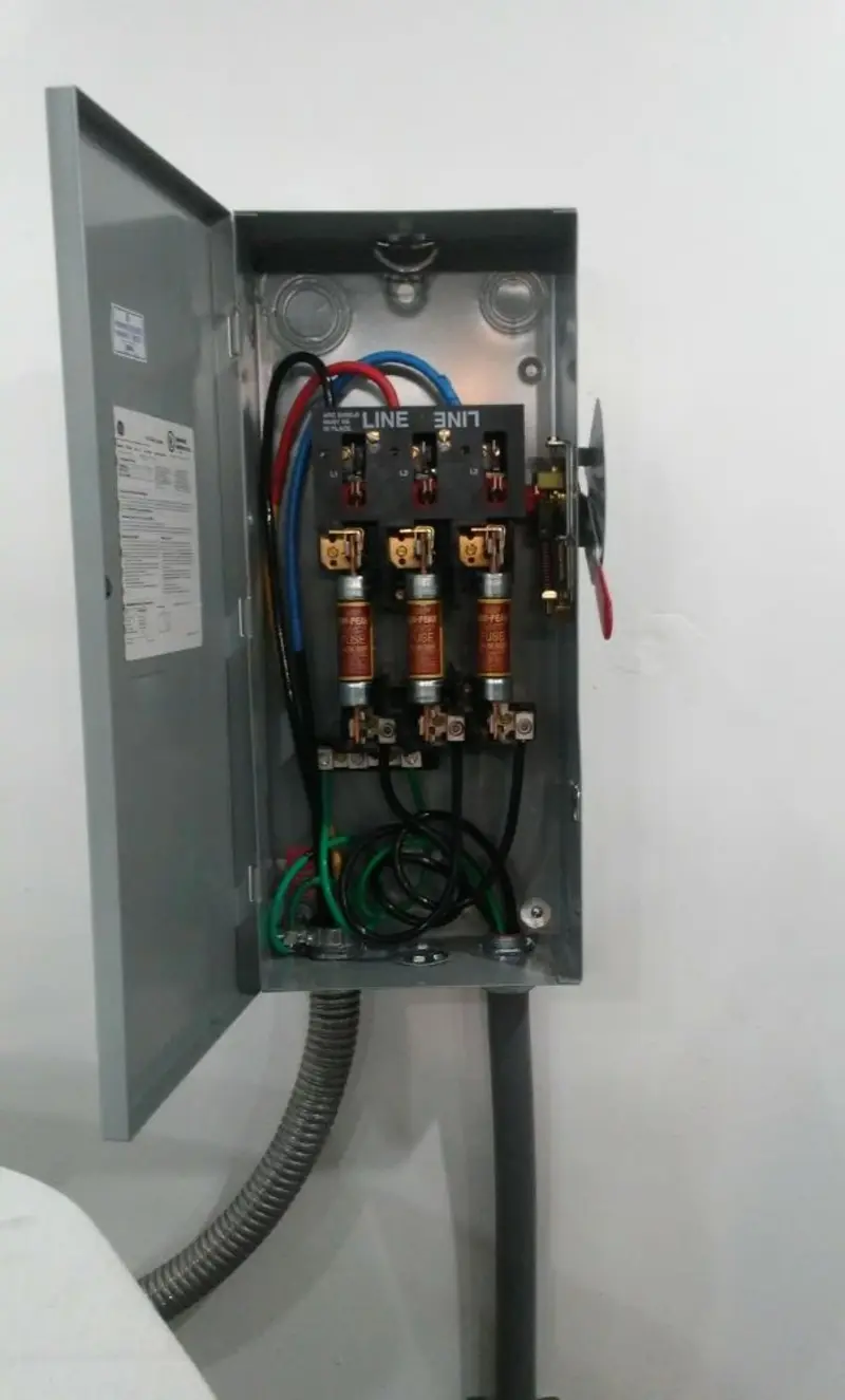 Three-phase disconnect switch installed for Electrical Wiring & Rewiring in Laplace